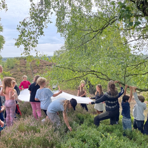 3. klasse fra Gjern Skole på felttur i Gjern Bakker 